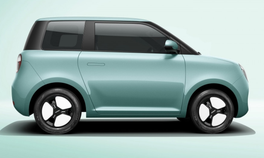 Mẫu ô tô giá chỉ 108 triệu rẻ ngang Honda SH 150i Việt Nam 'gây bão' với ngoại hình dễ thương
