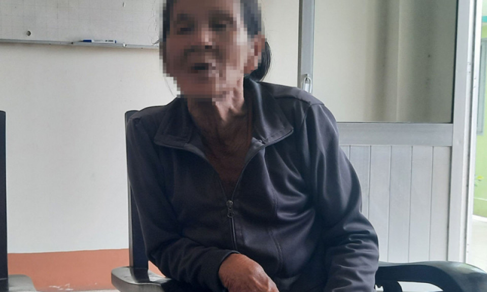 Bé gái 15 tuổi theo bạn cùng xóm đi chơi rồi... sinh con