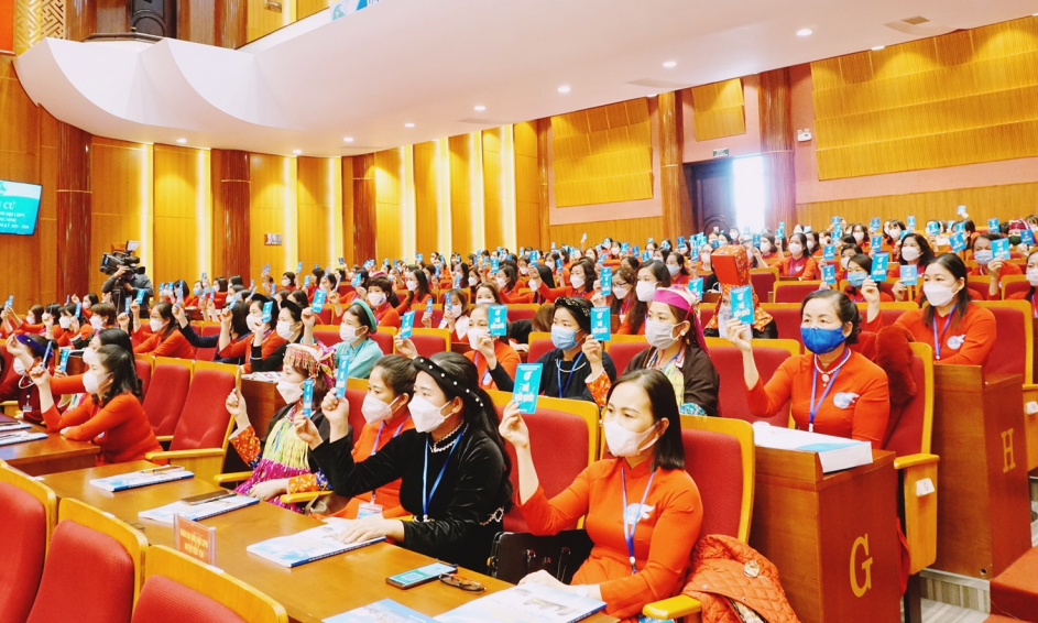 Xây dựng tổ chức hội phụ nữ vững mạnh