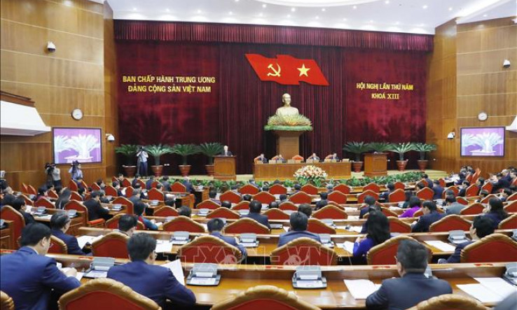 Ngày làm việc thứ tư Hội nghị Trung ương 5 khóa XIII
