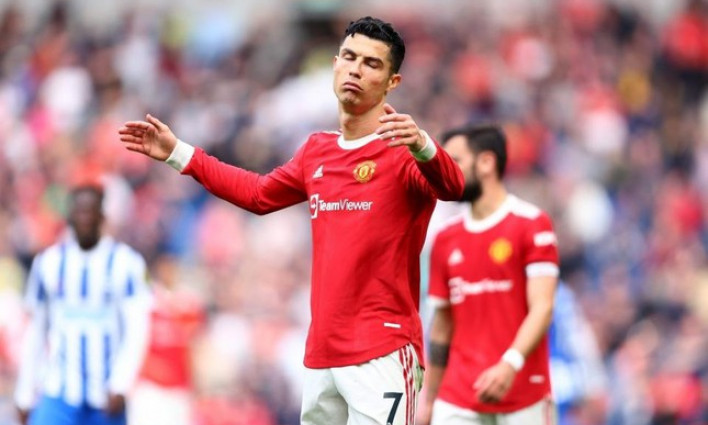 MU thảm bại trước Brighton, hết mơ mộng dự Champions League
