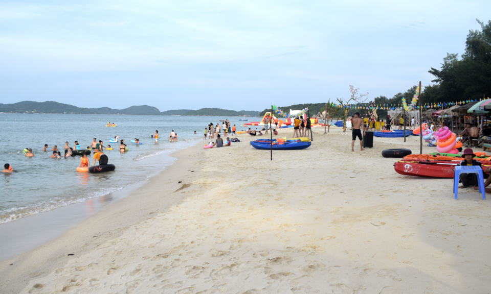 Trải nghiệm làng du lịch Hồng Hải