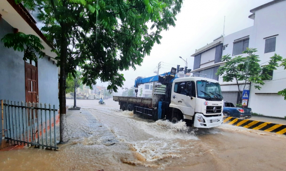 Chủ động ứng phó với mưa lớn cục bộ