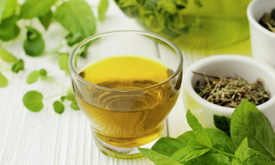Hầu hết mọi người đang uống trà xanh sai cách