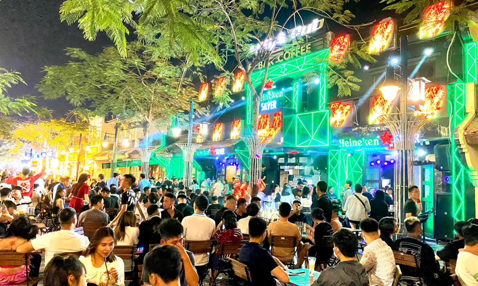 Khởi động mạnh mẽ phát triển kinh tế đêm