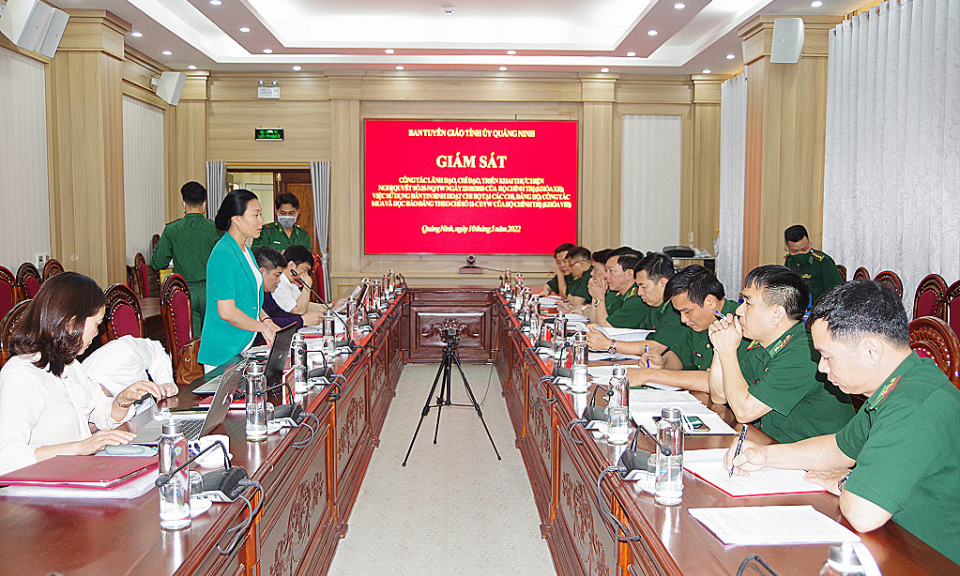 Ban Tuyên giáo Tỉnh ủy giám sát việc thực hiện Nghị quyết số 35 tại Đảng ủy BĐBP tỉnh