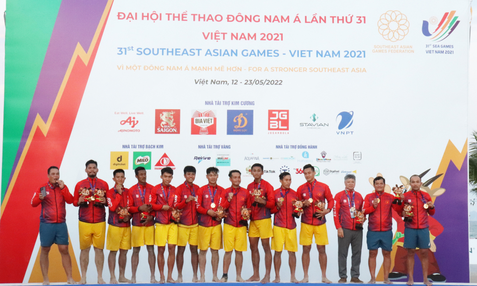 Đội tuyển bóng ném bãi biển nam Việt Nam toàn thắng, giành HCV