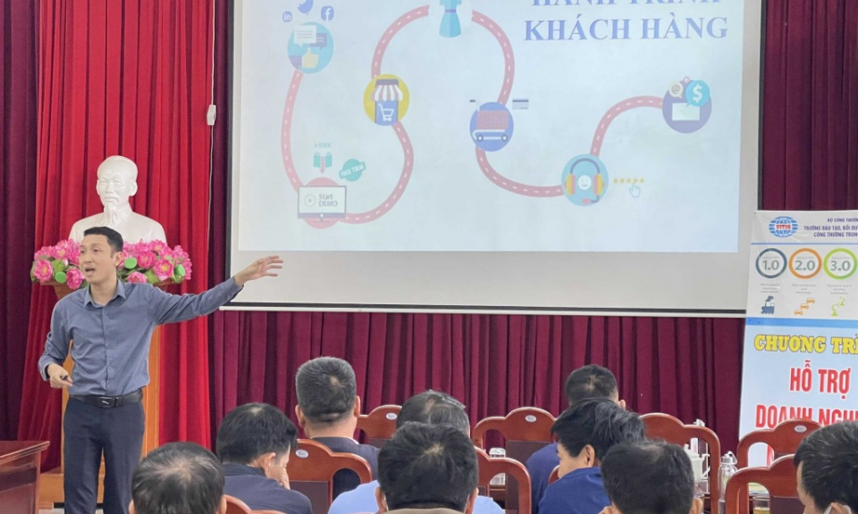 Để nông dân thích ứng với chuyển đổi số