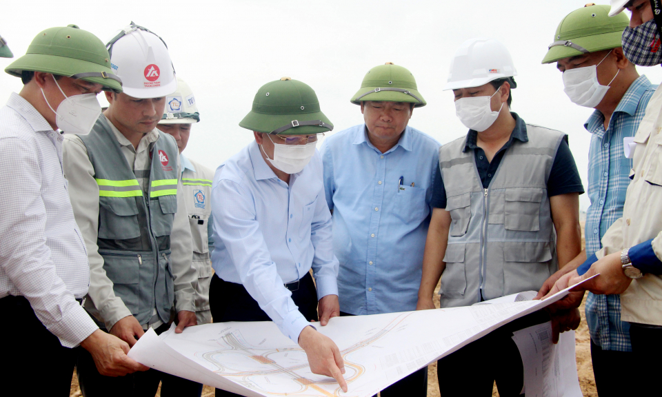 Bí thư Tỉnh ủy Nguyễn Xuân Ký kiểm tra tiến độ các dự án giao thông trọng điểm, tháng 5-2022