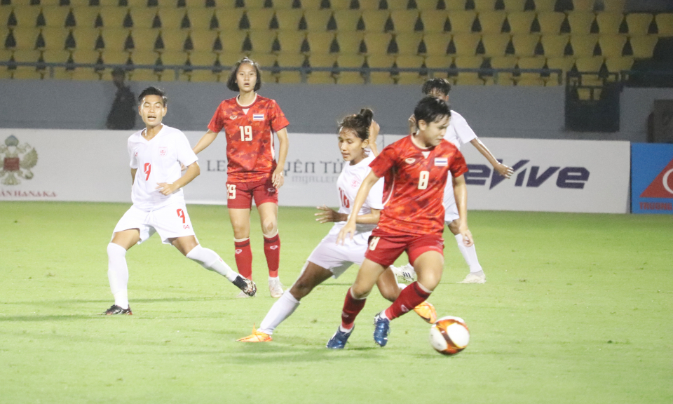 Bóng đá nữ SEA Games 31: Đội tuyển nữ Thái Lan và Myanmar cùng chia điểm