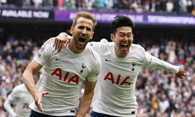 Kane đưa Tottenham vào top 4