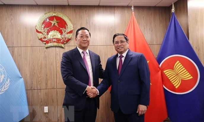 Thủ tướng tiếp, điện đàm với lãnh đạo các quỹ đầu tư và tập đoàn
