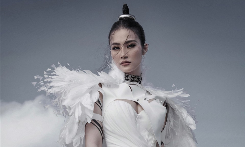 Sai lầm lớn nhất của Đông Nhi
