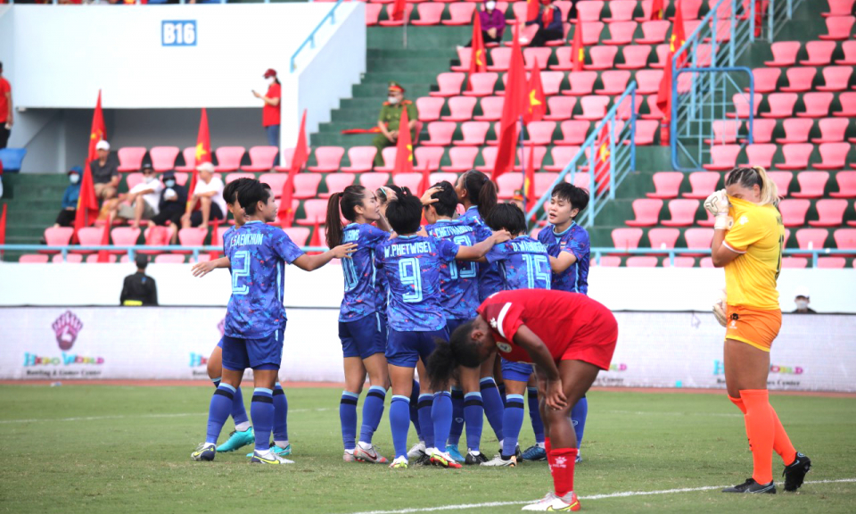 Thắng Philippines 3-0, Thái Lan chính thức tiến vào chung kết