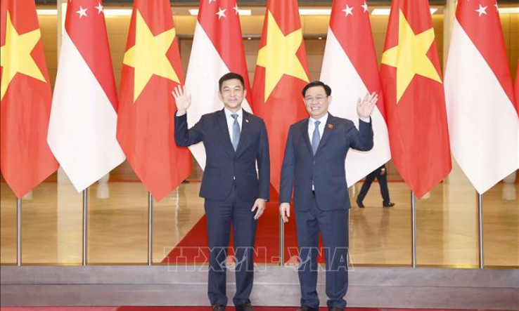 Chủ tịch Quốc hội Vương Đình Huệ đón, hội đàm với Chủ tịch Quốc hội Singapore