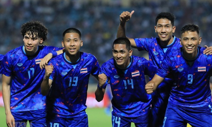 U23 Thái Lan vs U23 Indonesia: Chờ Mano Polking giải đặc sản "đá rắn"