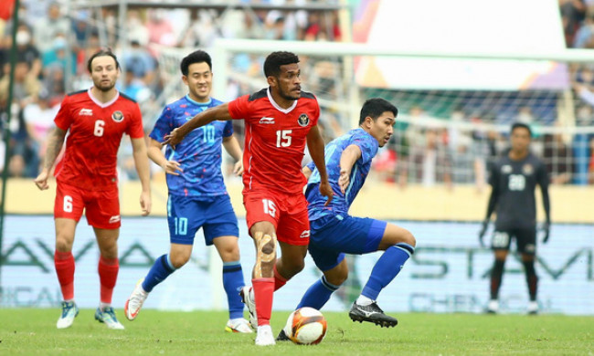 Hạ Indonesia ở trận bán kết có 4 thẻ đỏ và kéo dài 120 phút, U23 Thái Lan vào chung kết