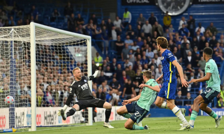 Chelsea cán đích thứ ba tại Ngoại hạng Anh