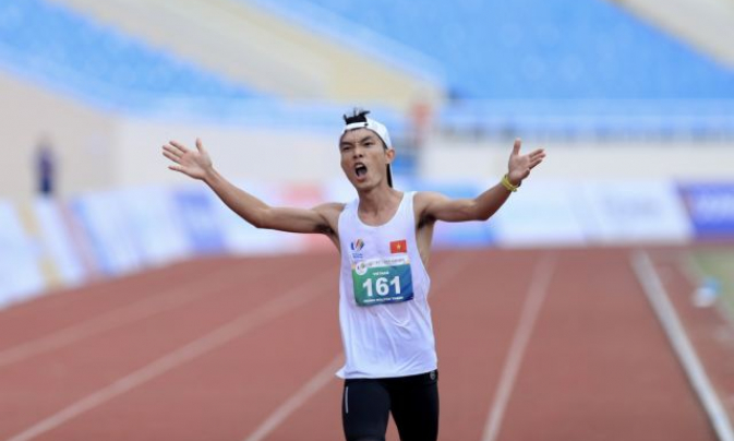 Việt Nam win historic first marathon gold