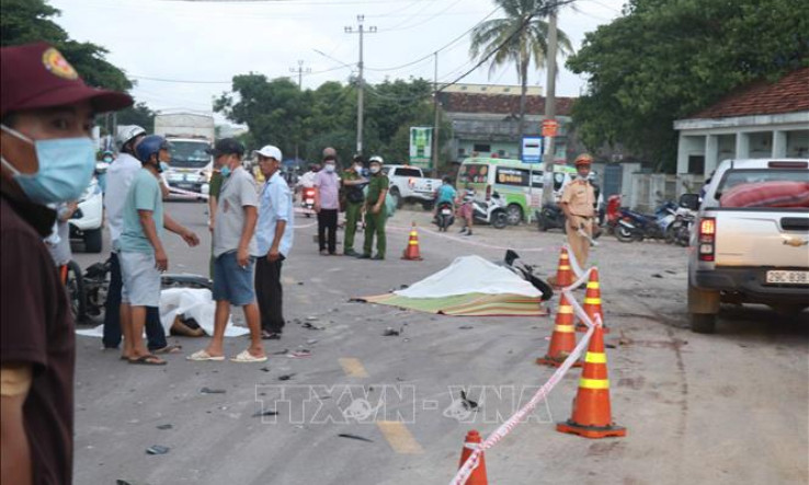 Tai nạn giao thông làm 2 người chết, 2 người nguy kịch