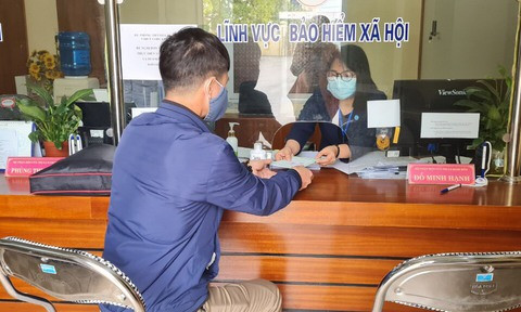 Giấy chứng nhận nghỉ việc hưởng BHXH thiếu số seri có hợp lệ?