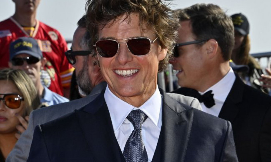 Tom Cruise làm việc không có ngày nghỉ
