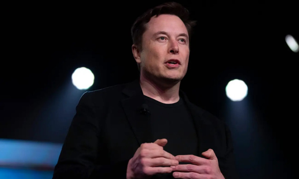 Elon Musk mất 10 tỷ USD sau ồn ào