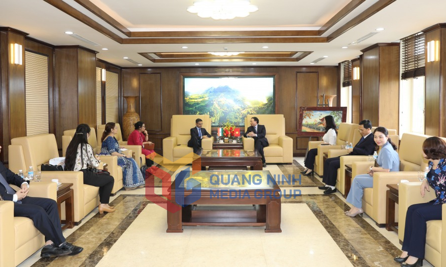 Bí thư Tỉnh ủy Nguyễn Xuân Ký tiếp xã giao Đại sứ Đặc mệnh toàn quyền Ấn Độ tại Việt Nam, tháng 5-2022