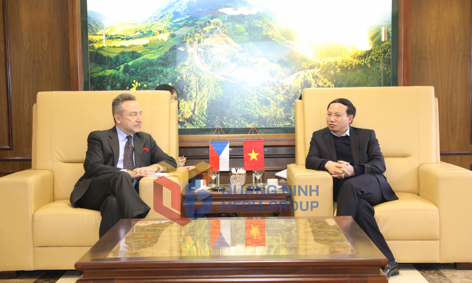 Bí thư Tỉnh ủy Nguyễn Xuân Ký tiếp xã giao Đại sứ Cộng hoà Séc tại Việt Nam, tháng 2-2022