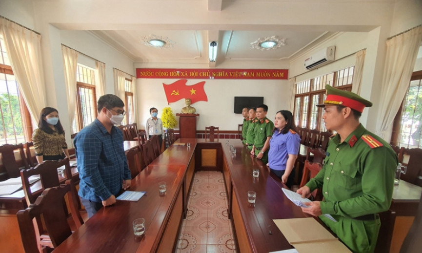 Khởi tố nguyên Hiệu trưởng Trường Cao đẳng sư phạm Đắk Lắk