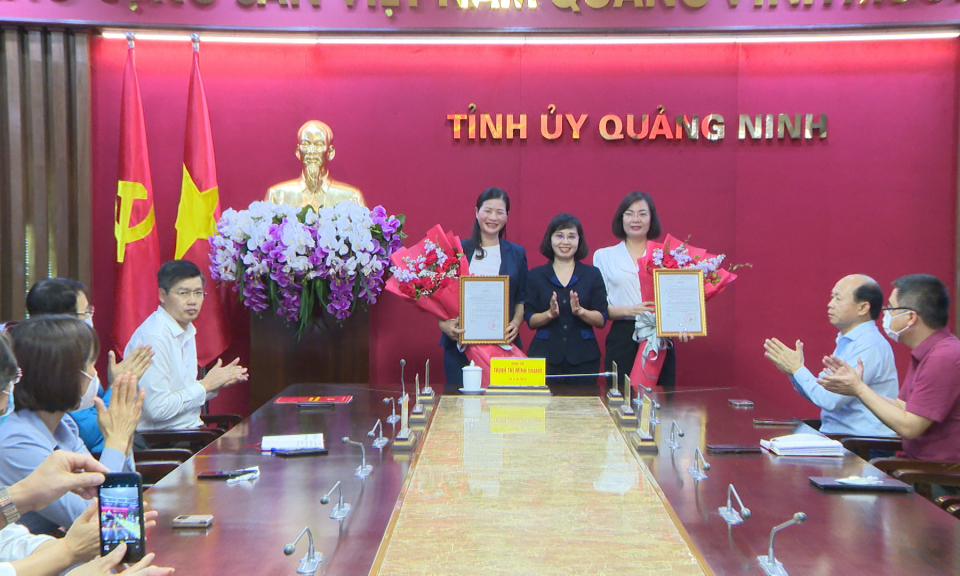 Công bố quyết định của Ban Thường vụ Tỉnh ủy về công tác cán bộ