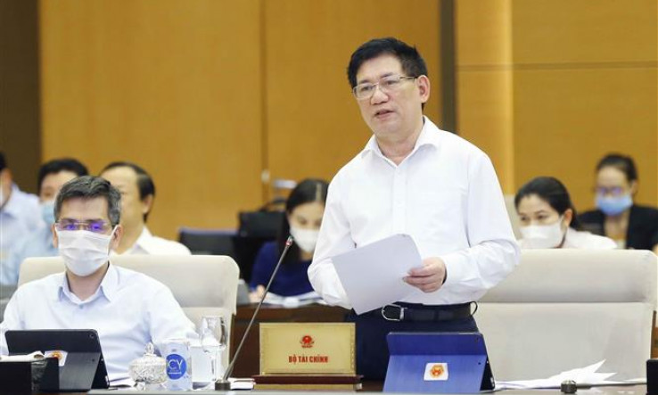 Bộ trưởng Bộ Tài chính, Hải quan nói về lô khẩu trang tài trợ chống dịch 'mắc kẹt' 6 tháng