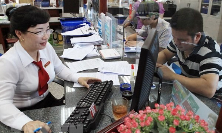 Ngân hàng đầu tiên triển khai hỗ trợ lãi suất cho khách hàng