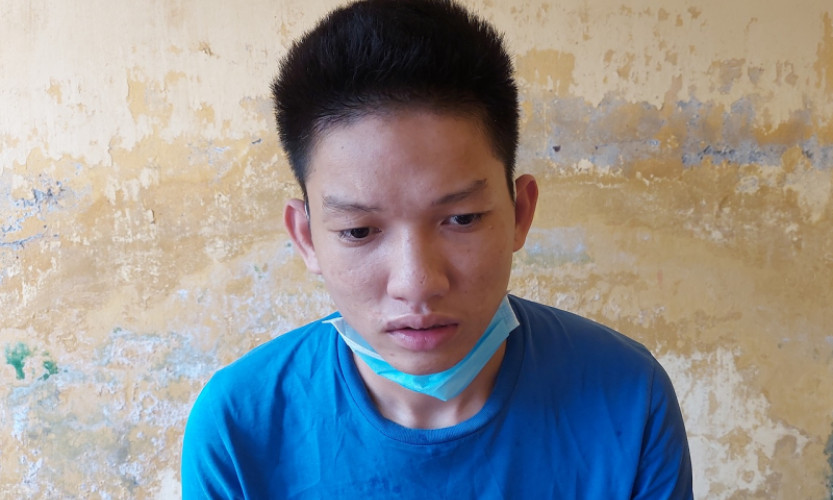 Bắt tạm giam côn đồ xông vào nhà dân để chém người