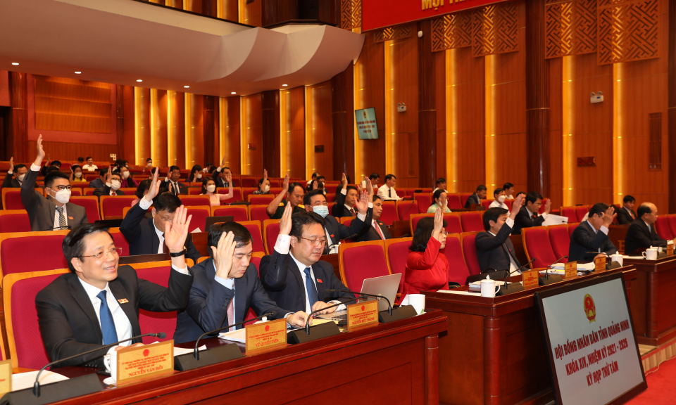 Kỳ họp thứ 8 HĐND tỉnh khóa XIV, nhiệm kỳ 2021-2026: Thông qua 8 nghị quyết quan trọng