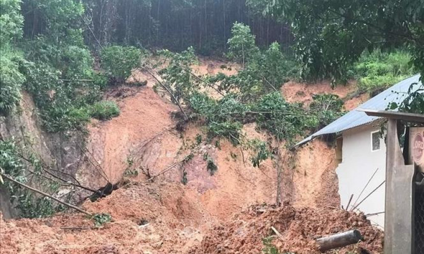 Thái Nguyên: Sạt lở đất trong đêm, ba người tử vong