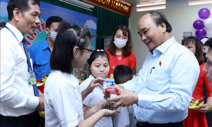 Chủ tịch nước Nguyễn Xuân Phúc: Quan tâm chăm sóc, bảo vệ trẻ em, nhất là trẻ khuyết tật, có hoàn cảnh đặc biệt