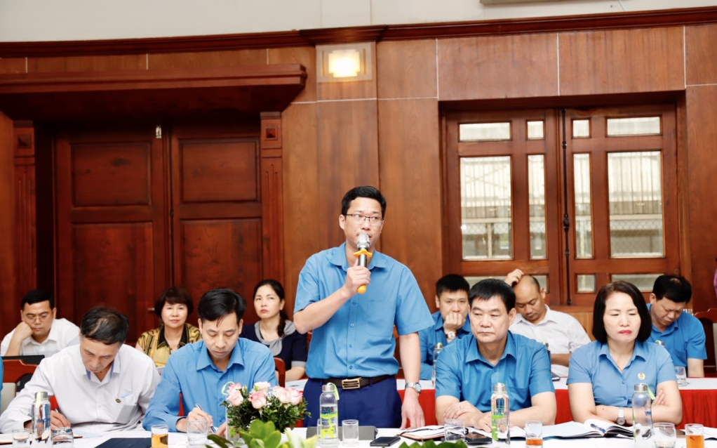 Ông Đỗ Quang Trung, Chủ tịch Công đoàn Công ty than Nam Mẫu chia sẻ về hiệu quả của chương trình từ Tổ hỗ trợ sáng kiến.