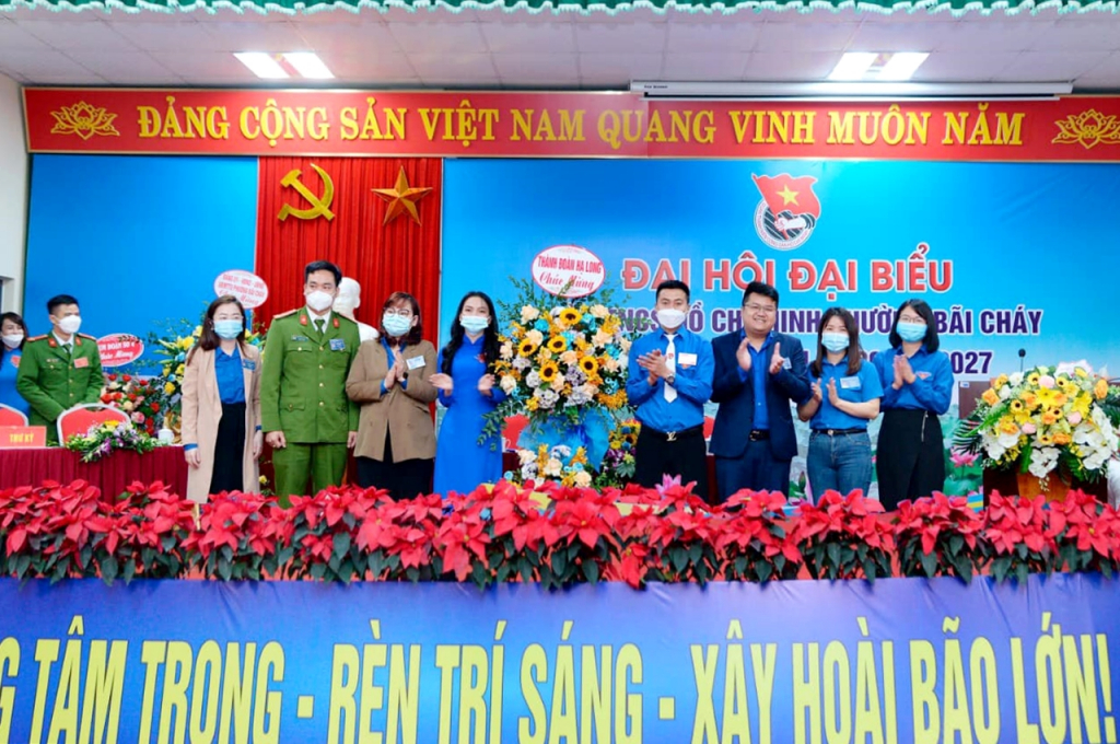 Đại hội điểm Đại hội Đại biểu Đoàn TNCS Hồ Chí Minh đại diện Cụm 1 thuộc Thành đoàn Hạ Long.