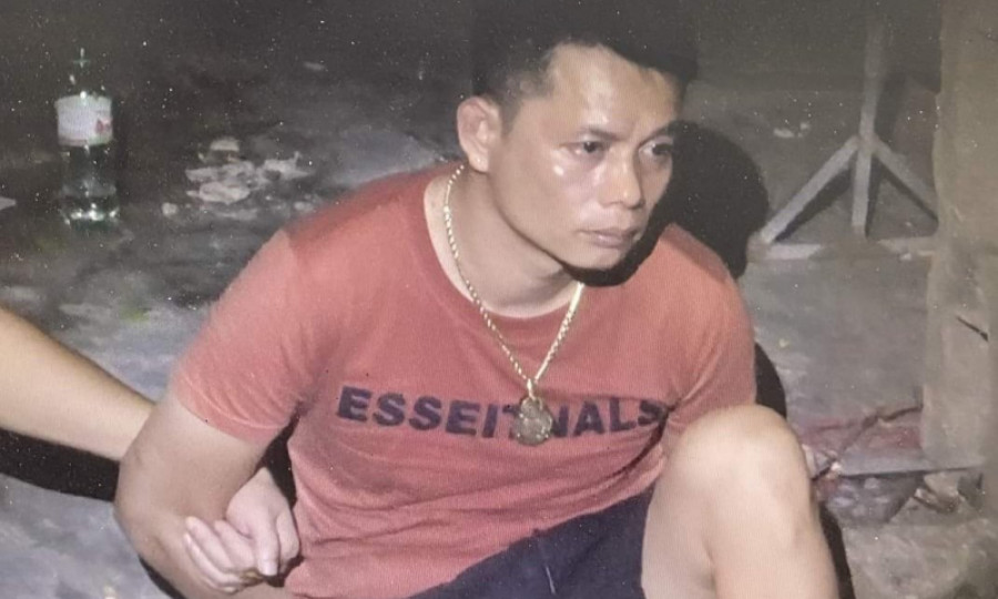 "Ôm" 5.400 viên ma túy tổng hợp "đi dạo" trong đêm