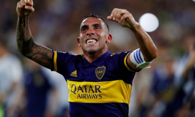 Carlos Tevez giải nghệ