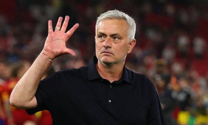 PSG gây sốc, mời HLV Mourinho về dẫn dắt Messi