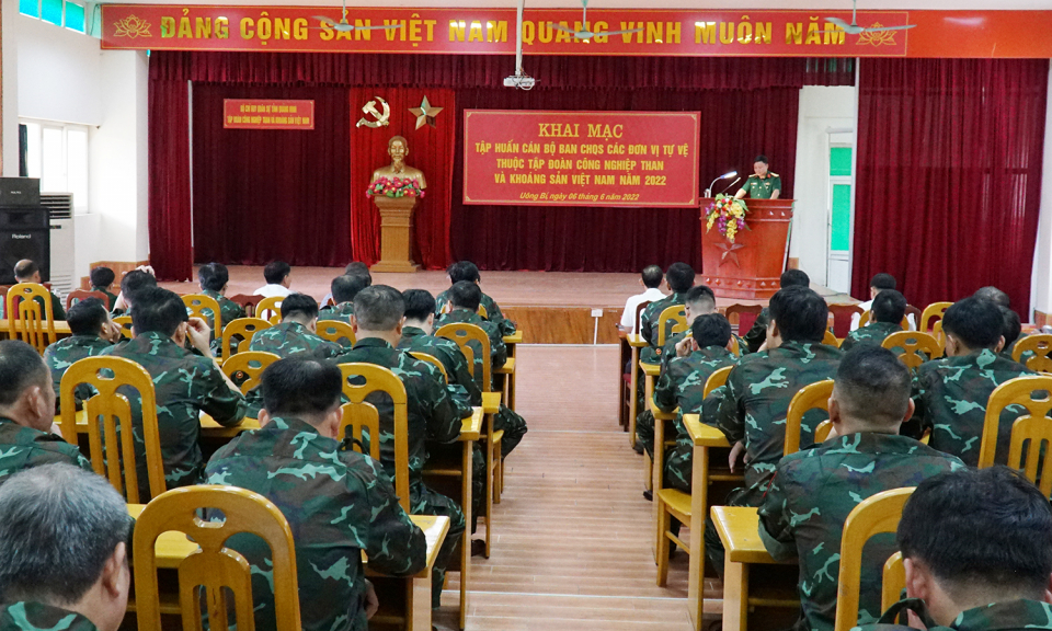 Tập huấn cán bộ Ban CHQS Tập đoàn Công nghiệp Than-Khoáng sản Việt Nam