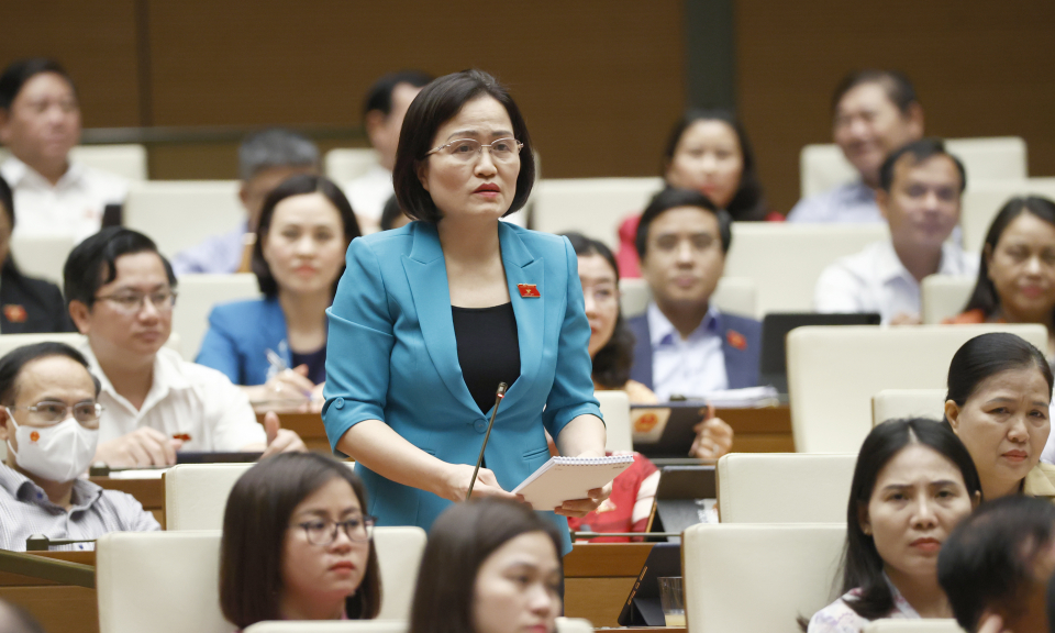 Quốc hội tiến hành phiên chất vấn và trả lời chất vấn 