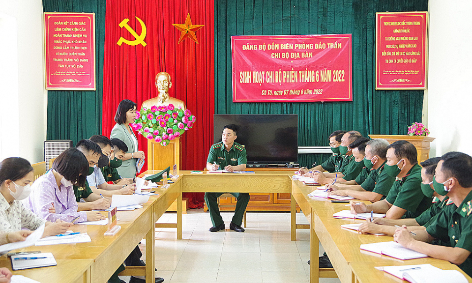 Lãnh đạo Ban Tuyên giáo Tỉnh ủy, Đảng ủy BĐBP tỉnh: Dự sinh hoạt với Chi bộ địa bàn, Đồn Biên phòng Đảo Trần