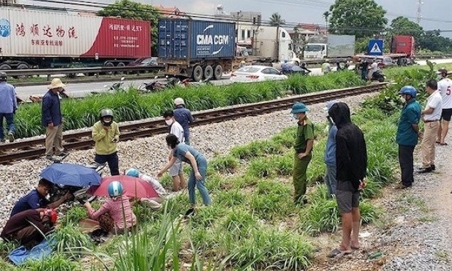 Đi lối tự mở qua đường sắt, nam thanh niên Hải Dương bị tàu đâm tử vong