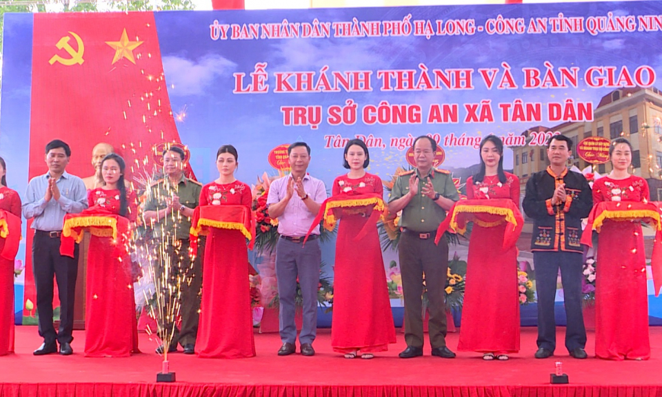 Khánh thành, bàn giao trụ sở Công an xã Tân Dân, TP Hạ Long