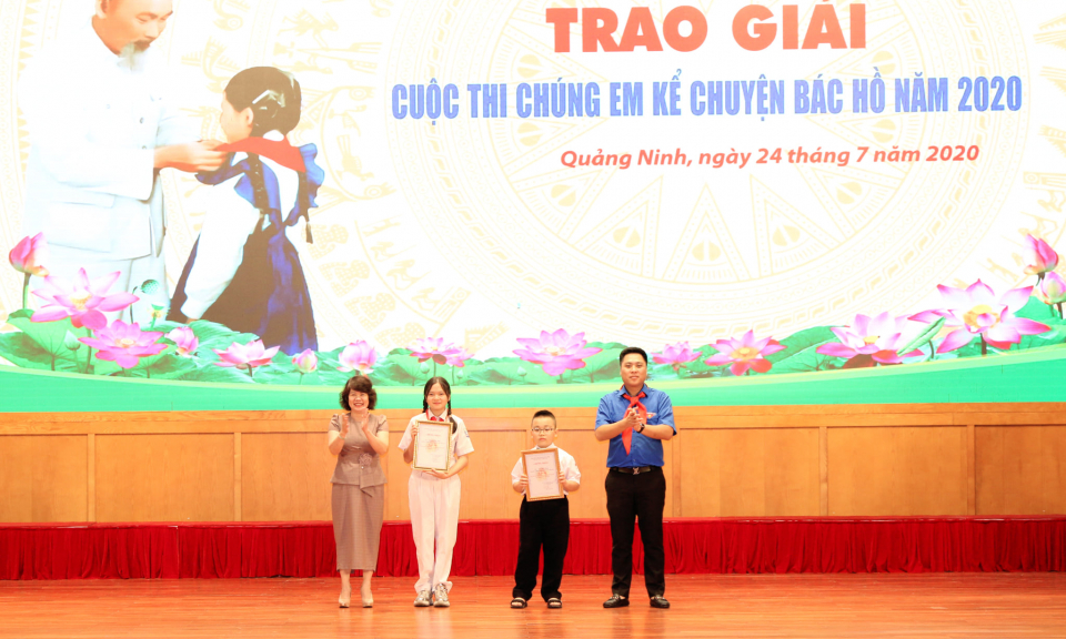 Những "bông hoa" trong vườn Bác