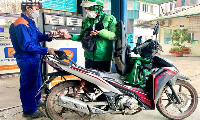 Lùi ngày điều chỉnh giá xăng dầu sang 13/6