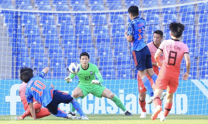 Nhật Bản biến Hàn Quốc thành cựu vô địch